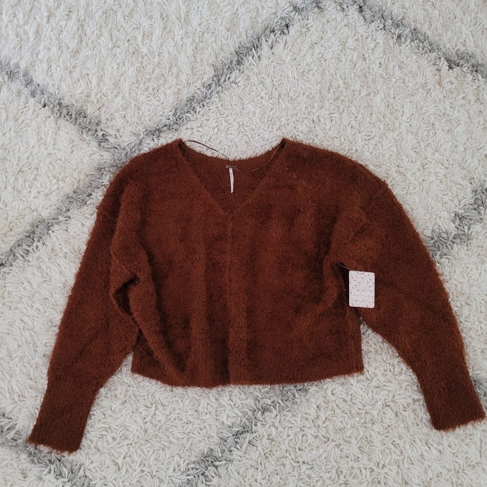 Free people brown v neck fuzzy sweater NWT - Picture 5 of 9